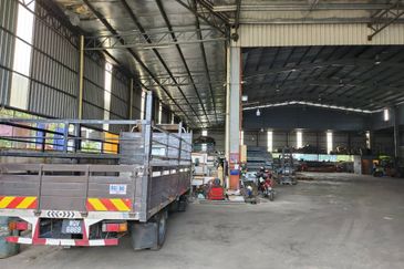 Modern Factory, Renovated Build up Factory , Strategy Location[ Seremban, Senawang  light Industrial ]
