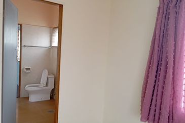 [LUXURY COMFOTABLE] BUNGALOW HOUSE WANT TO RENT AT RAHANG, BLOSSOM,BLOSSOM HEIGHT,  YOON CHAN, RASAH JAYA ,LAYANG-LAYANG