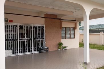 [LUXURY COMFOTABLE] BUNGALOW HOUSE WANT TO RENT AT RAHANG, BLOSSOM,BLOSSOM HEIGHT,  YOON CHAN, RASAH JAYA ,LAYANG-LAYANG