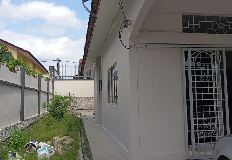 {RM1500]NEWLY RENOVATED AND GOOD LOCATION SINGLE STOREY SEMI DETACHED WANT TO RENT NEAR BLOSSOM,YOON CHAN,LAYANG-LAYANG