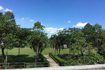 [RM820,000]  MODERN DESIGN ,BIG SPACE DOUBLE STOREY CORNER LOT HOUSE WANT TO SELL at NILAI IMPIAN, NILAI, BANGI, KAJANG, BANDAR SERI PUTRA