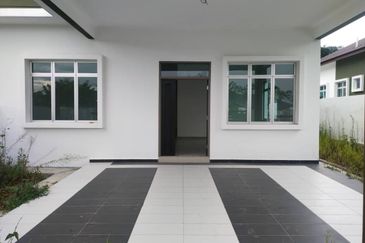 [RM540,000] (NEGO) RUMAH BERKEMBAR SATU TINGKAT NAK JUAL DI  TAMAN BUKIT NEGERI SENAWANG