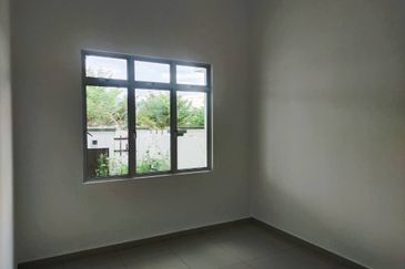 [RM540,000] (NEGO) RUMAH BERKEMBAR SATU TINGKAT NAK JUAL DI  TAMAN BUKIT NEGERI SENAWANG