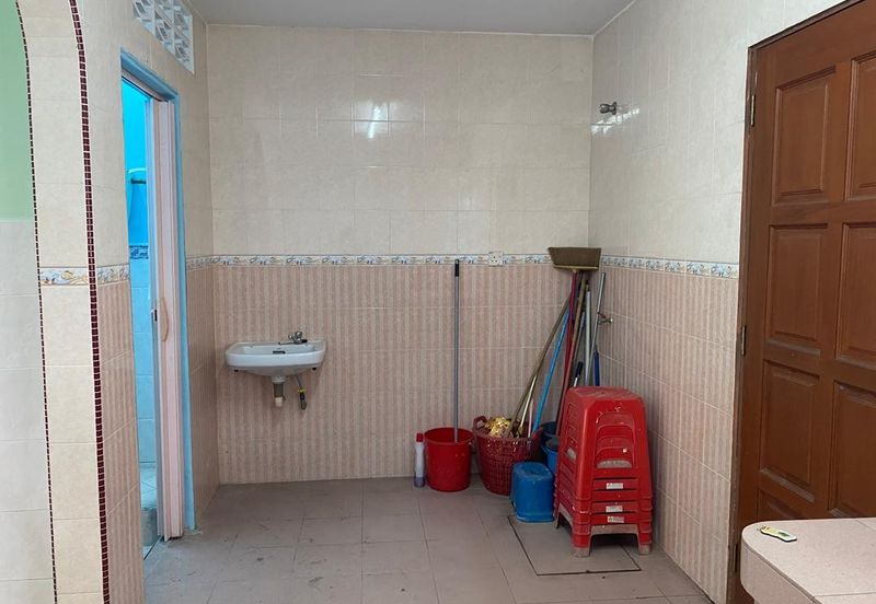 [RM1200] TAMAN SENAWANG JAYA, TAMAN SEREMBAN JAYA, TAMAN FLOREST HEIGHT, TAMAN LAVENDER HEIGHT.  DOUBLE STORET WANT TO RENT