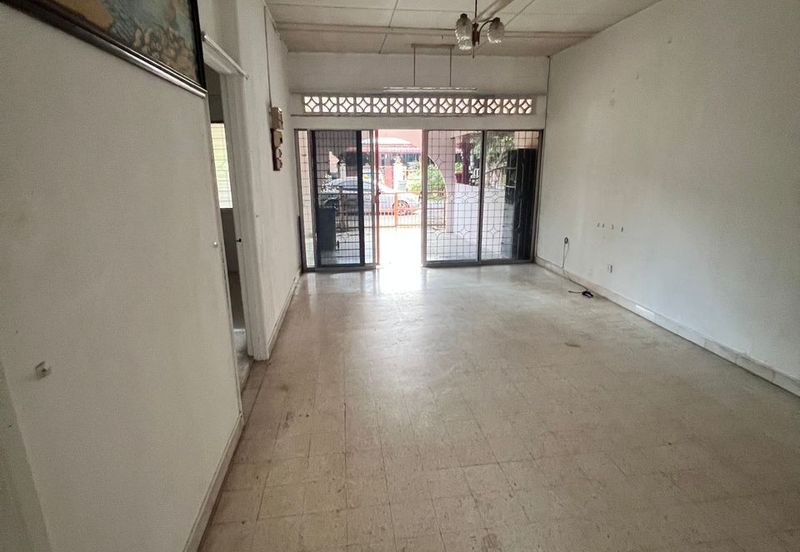 {RM290,000}  Single Storey Terrace House at Seremban 3 ,Rasah Jaya Thivy Jaya Want To Sale