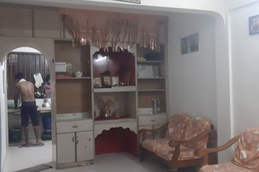 Flat Taman Ungku Tun Aminah