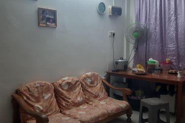 Flat Taman Ungku Tun Aminah