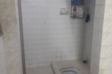 Flat Taman Ungku Tun Aminah