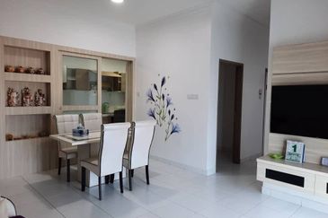 Seri Austin Luxury Apartment