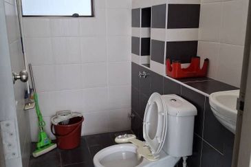 Seri Austin Luxury Apartment