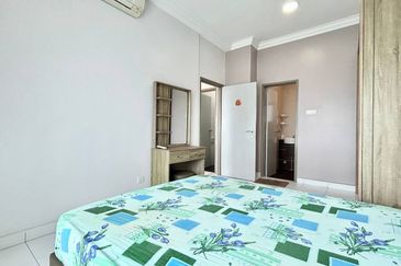 Seri Austin Luxury Apartment