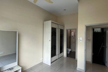 D Rich Executive Suites