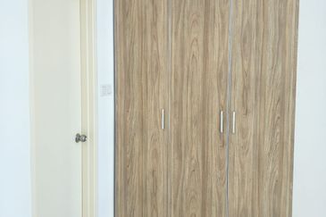 D'Summit Residences @ Kempas Utama