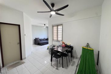 Pangsapuri Persiaran Tanjung