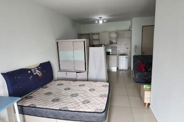 Dedaun Hijau (Greenfield Regency)