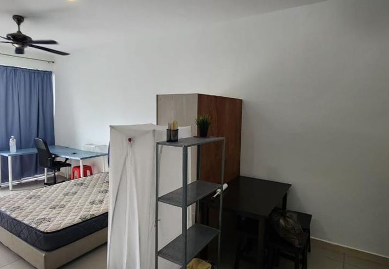 Dedaun Hijau (Greenfield Regency)