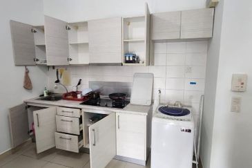 Dedaun Hijau (Greenfield Regency)