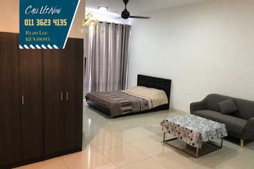 Dedaun Hijau (Greenfield Regency)