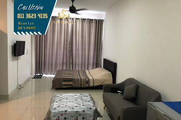 Dedaun Hijau (Greenfield Regency)