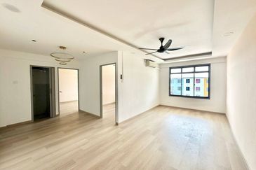 Sri Lanang Flat (Rumah Pangsa Sri Lanang)