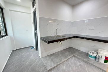 Flat Taman Ungku Tun Aminah