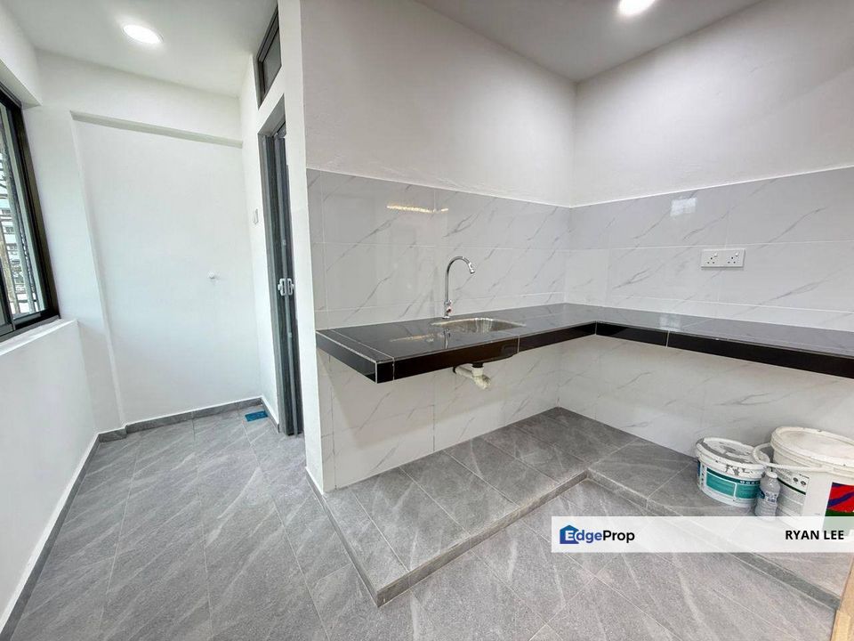 Jalan Perkasa 1, Taman Ungku Tun Aminah, Johor, Johor Bahru