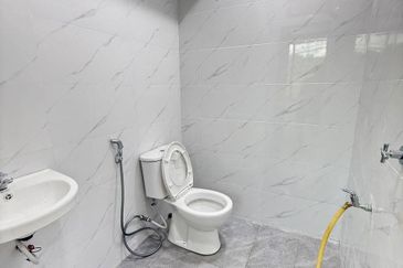 Flat Taman Ungku Tun Aminah