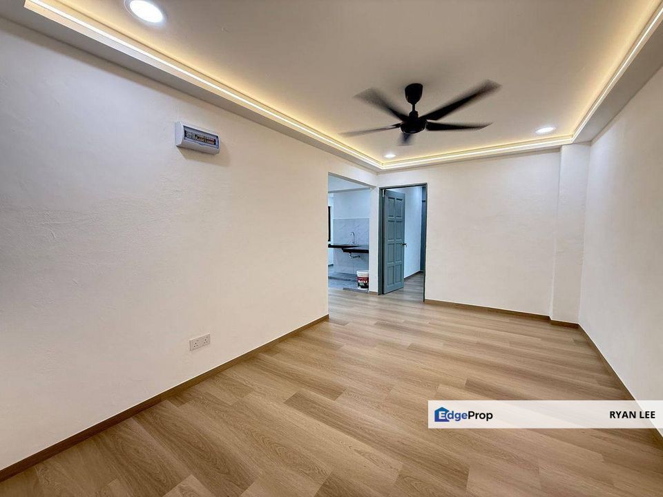 Jalan Perkasa 1, Taman Ungku Tun Aminah, Johor, Johor Bahru