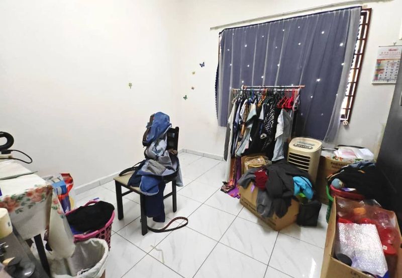 Lily & Jasmine Apartment