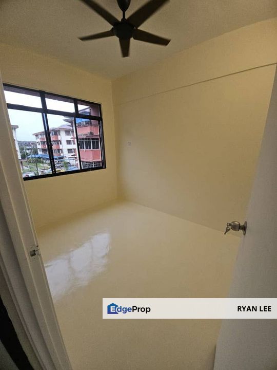 Jalan camar 14 , Taman Perling, Johor, Johor Bahru