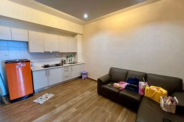 Dedaun Hijau (Greenfield Regency)