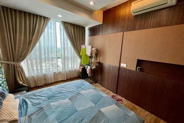 Dedaun Hijau (Greenfield Regency)