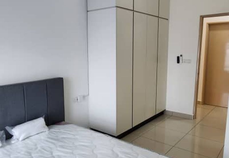 The Pinnacles (Pinnacle Tower)