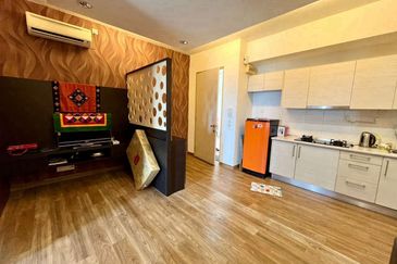 Dedaun Hijau (Greenfield Regency)