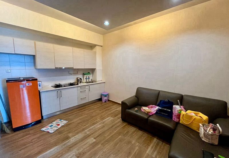 Dedaun Hijau (Greenfield Regency)