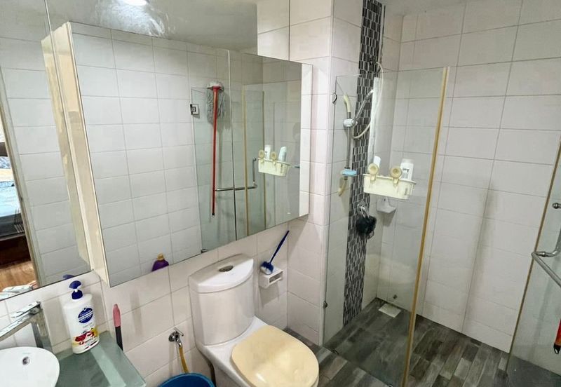 Dedaun Hijau (Greenfield Regency)