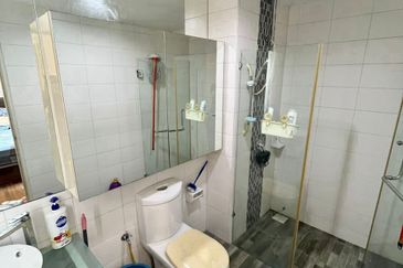 Dedaun Hijau (Greenfield Regency)