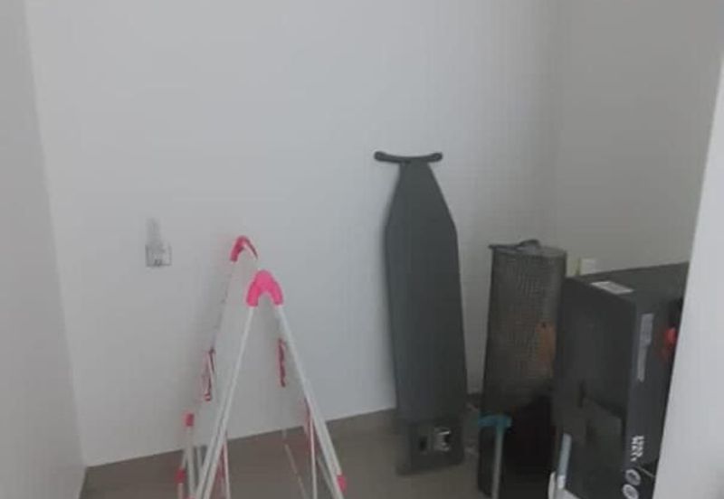 SKS Habitat Apartment, Larkin