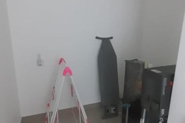 SKS Habitat Apartment, Larkin