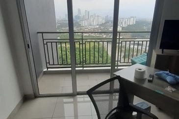 SKS Habitat Apartment, Larkin