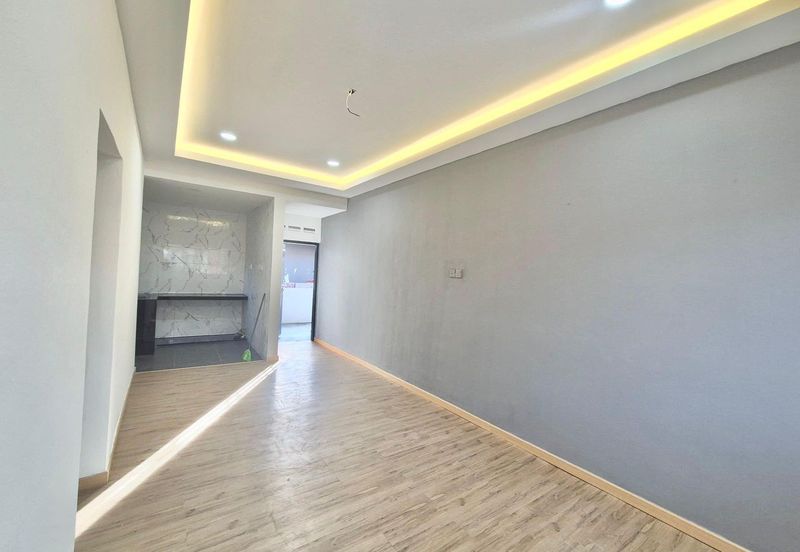 Taman Pulai Utama Flat