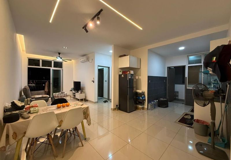 SKS Habitat Apartment, Larkin