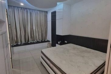 Dedaun Hijau (Greenfield Regency)