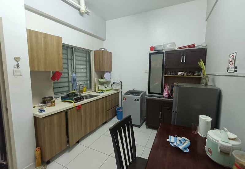 Akademik Suite @ Mount Austin