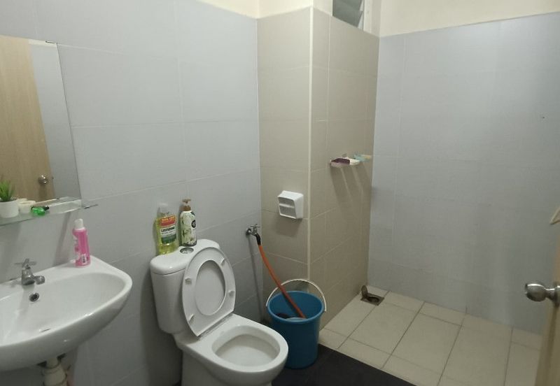 Akademik Suite @ Mount Austin