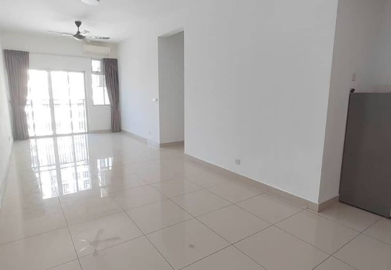 Meridin Bayvue Apartment