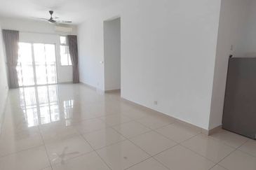 Meridin Bayvue Apartment