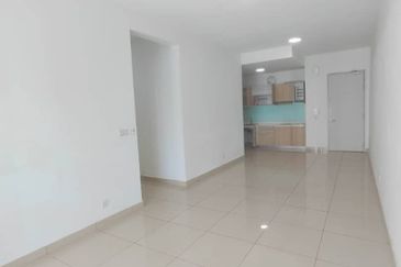 Meridin Bayvue Apartment