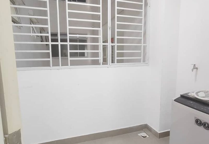 Meridin Bayvue Apartment