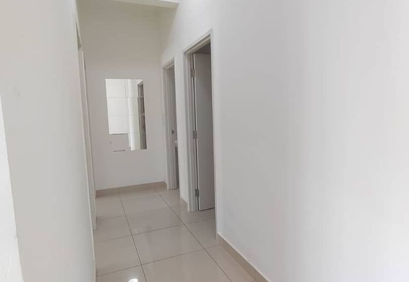 Meridin Bayvue Apartment